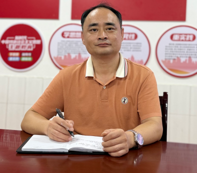攸县菜花坪镇高和中学副校长罗昊.png