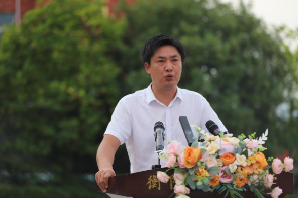 新学期校长说 | 衡阳县弘扬中学戴燕青：从抗战精神中汲取力量，以青春之名续写强国华章