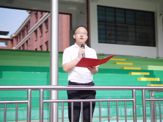 新学期校长说 | 南县洗马湖学校夏顺：秋风起洗马，壮志绘新篇