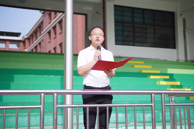 新学期校长说 | 南县洗马湖学校夏顺：秋风起洗马，壮志绘新篇