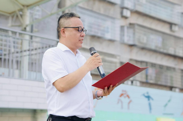 新学期校长说 | 南县实验学校吴正强：铭记抗战精神，砥砺成长之路