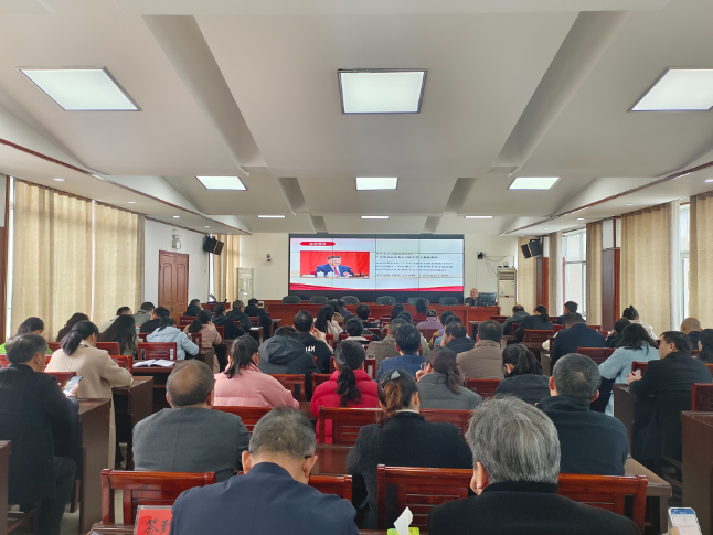 双牌：理论领航聚合力  检教协同谱新篇