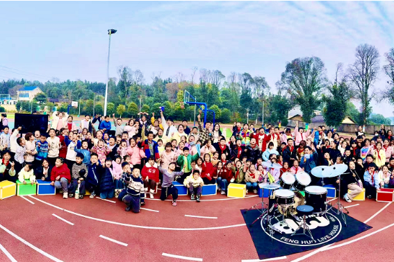 长沙县路口镇中心小学：美育让乡村师生共同站上舞台