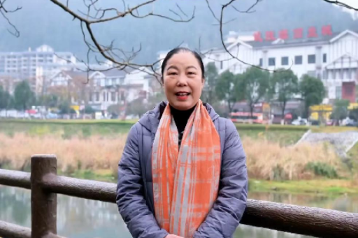 张家界市武陵源一中“宝峰论坛·身边榜样”首期开讲 本土楷模点亮育人之光