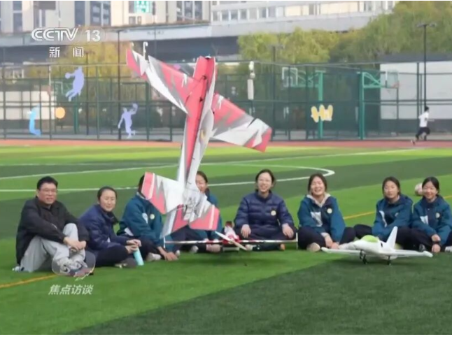 央视《焦点访谈》聚焦湖南科技教育：用“神奇”激发“好奇”