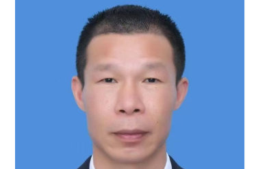 书记校长开学第一讲 | 桃江县桃花路小学马飞：在炮火与书香之间，选择向上生长