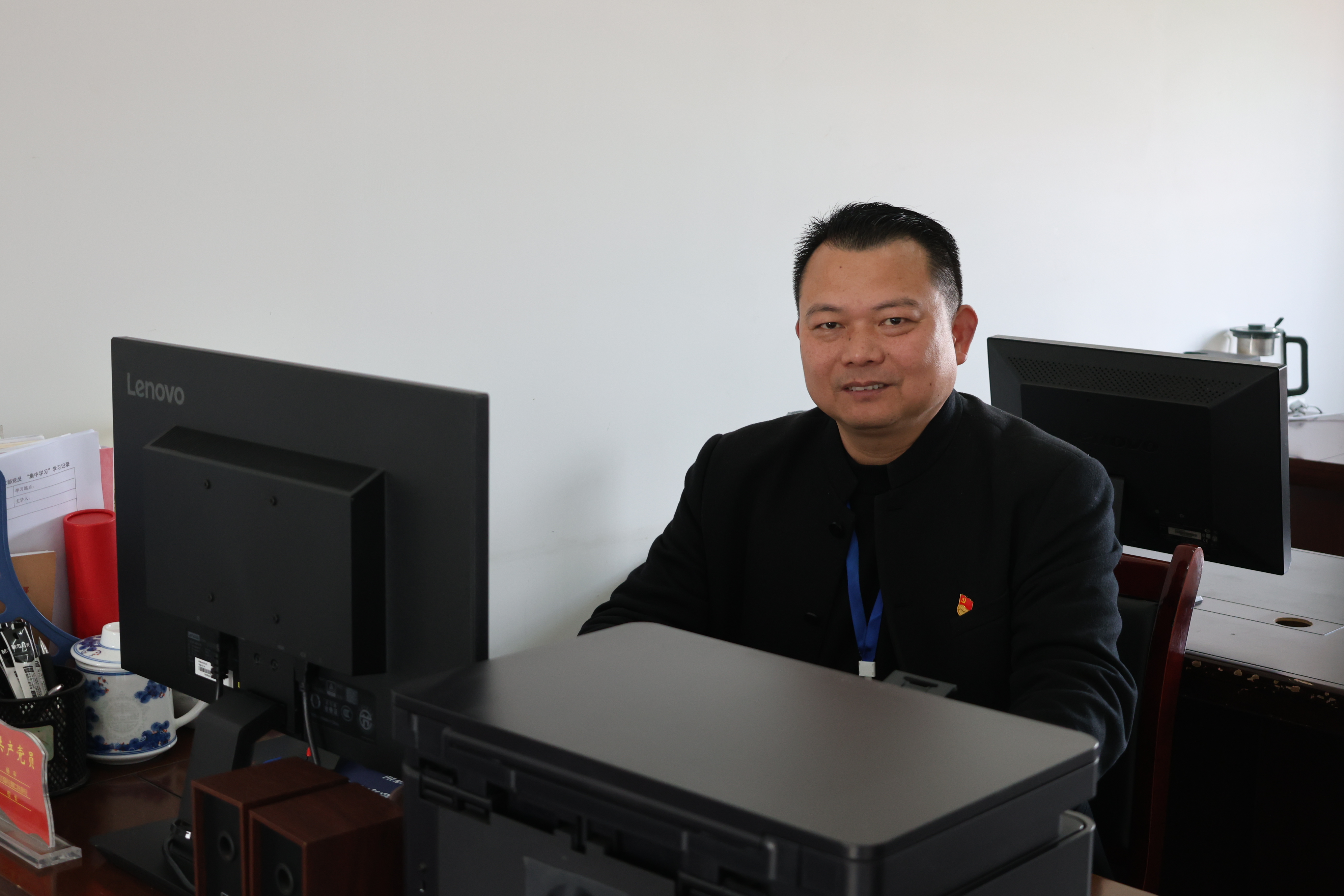 南县城西中学教育集团党总支部副书记、校长 杨平.jpg