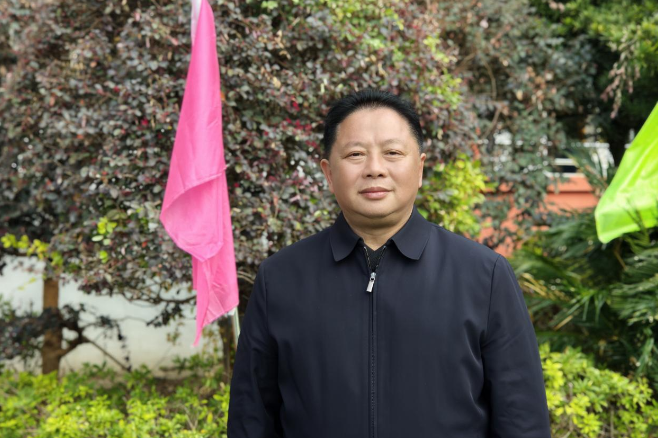 书记校长开学第一讲 | 常德市鼎城区花船庙小学聂泽鹏：以志为帆，向光而行