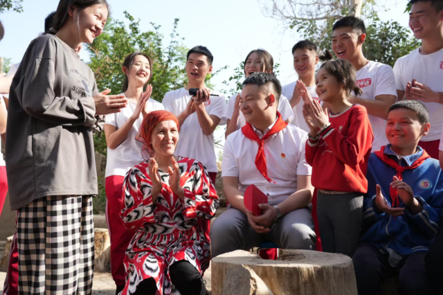 跨越7000公里的行走思政课——湖南信息学院“兄弟连”学生社团教育援疆记