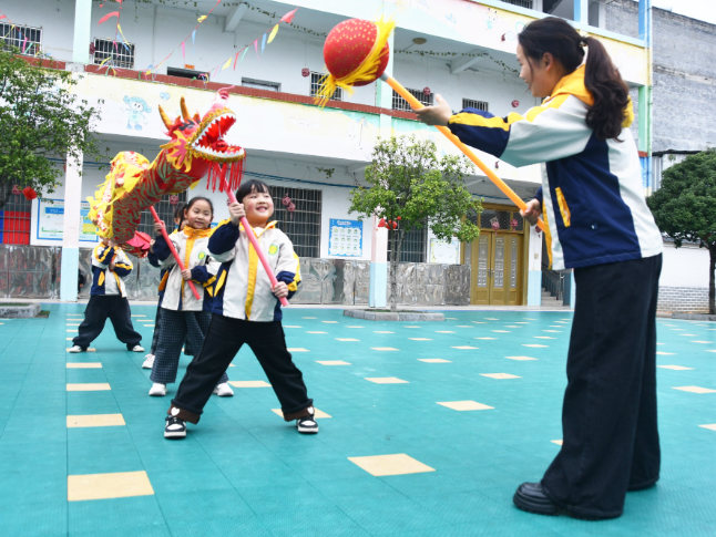 江永：多彩民俗迎春分