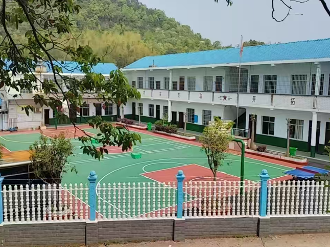 【书记校长谈治校】成家云：校园变迁点滴见证雨湖义务教育优质均衡建设