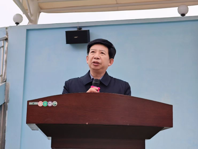 书记校长开学第一讲 | 衡阳市船山实验小学刘梁生：播撒希望种子，静待成长花开