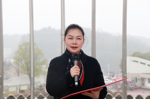 书记校长开学第一讲 | 长沙市雨花区同升湖学校姚丽君：关于“手搓”与“活人感”的教育思考