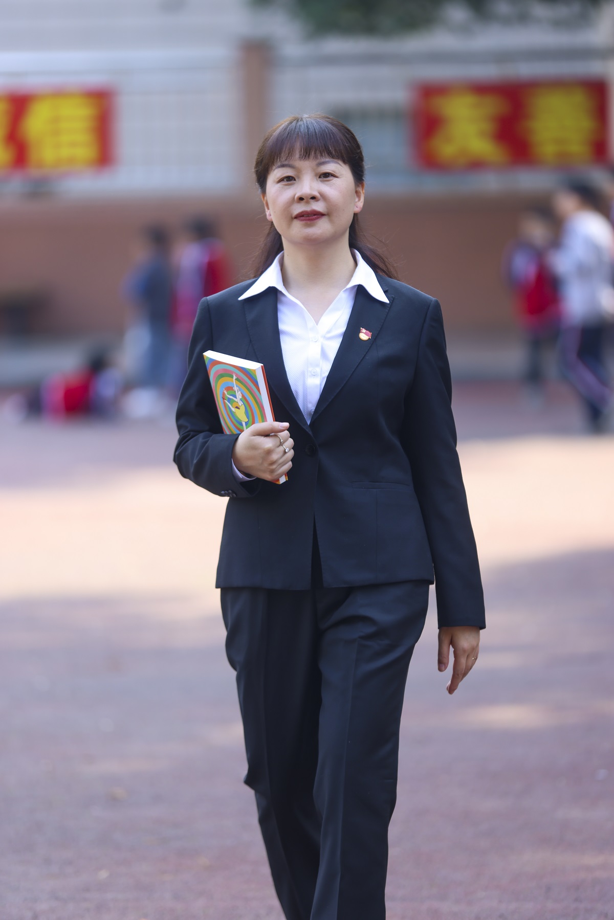 3.益阳市赫山区桃花仑小学教育集团校长 谢芳.jpg