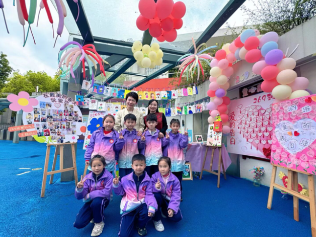 邵阳市大祥区三八亭小学开展“四月主题读书月”活动