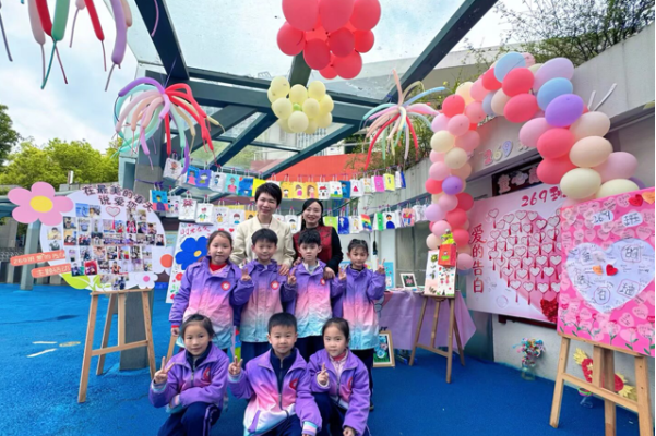 邵阳市大祥区三八亭小学开展“四月主题读书月”活动