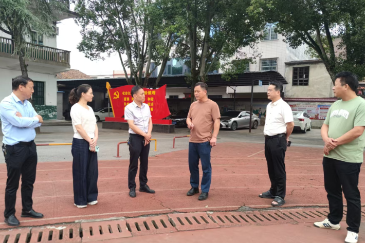 嘉禾：多彩活动庆佳节 尊师重教暖人心