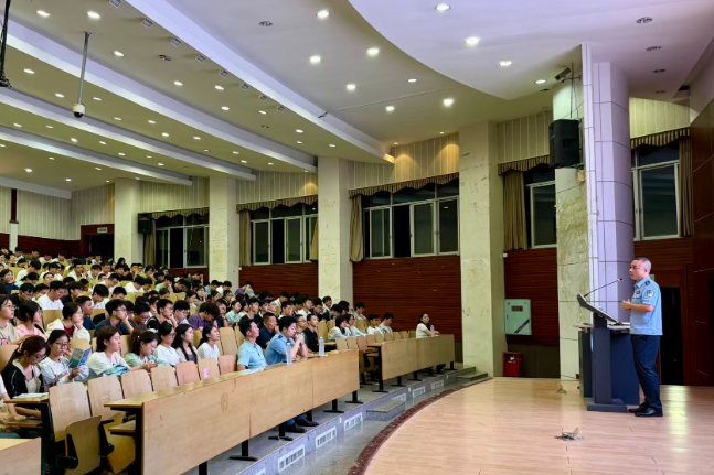 累计开展64场专题讲座 湘潭大学为2026级新生筑牢安全防线
