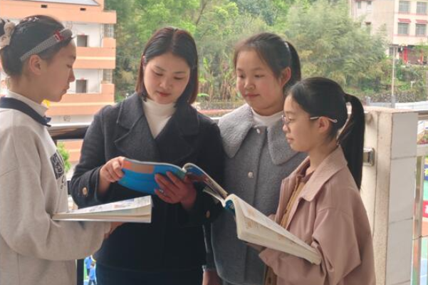 【湖湘好教师】 双牌县第一小学谢天花：二十五载深耕杏坛 以爱育人守初心