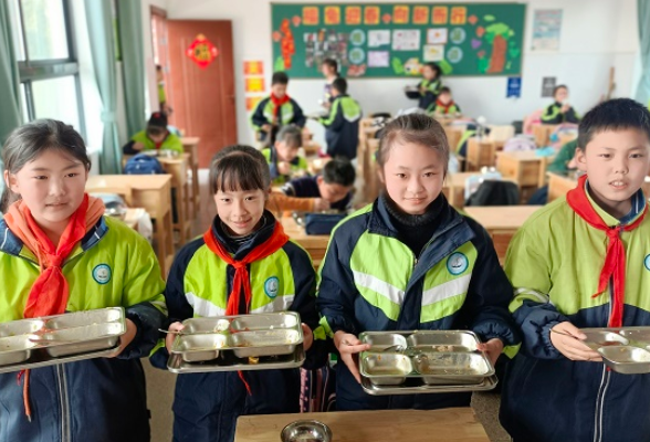 长沙市天心区北塘小学：践行光盘行动 不负美好“食”光