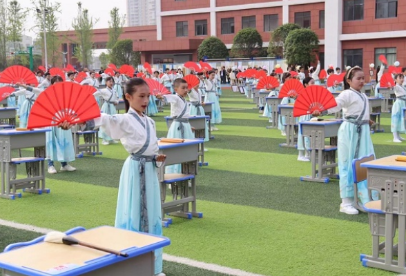 永州冷水滩区：举办第十七届城区小学生艺术节