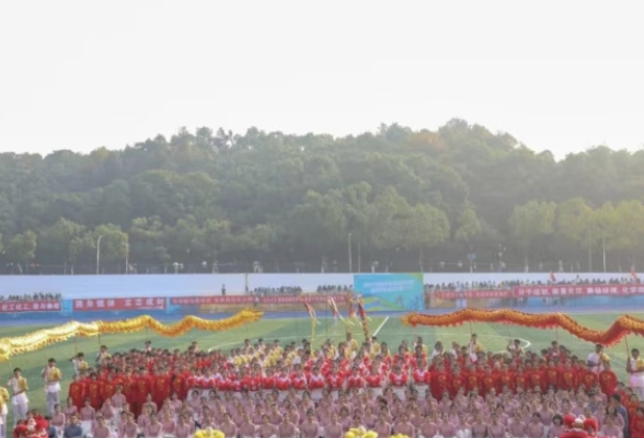 湘潭大学：青春飞扬展芳华！学生田径运动会举行