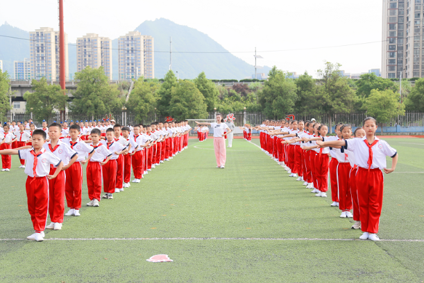 【慈利站】金慈实验小学：课间比武健体魄 阳光体育促健康