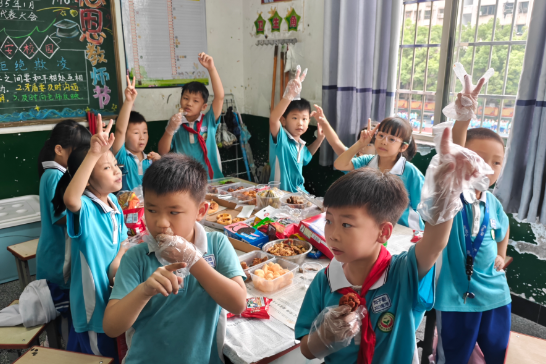 【耒阳站】实验小学金杯塘分校：分享美味佳肴，共度美好“食”光