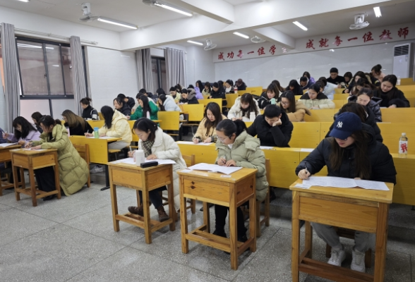 沅江：筑牢师德防线 教育系统开展教师“第一考”
