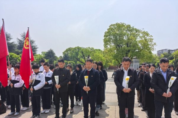 【耒阳站】冠湘学校：开展烈士陵园祭扫活动