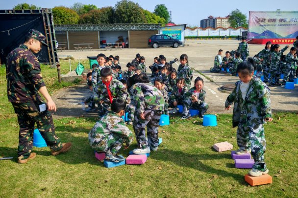 【资阳站】益阳市人民路小学：行走的课堂点燃成长新动能
