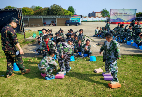 【资阳站】益阳市人民路小学：行走的课堂点燃成长新动能