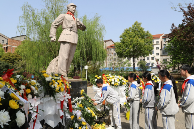 【鼎城区站】花船庙小学：缅怀革命先烈 传承红色基因