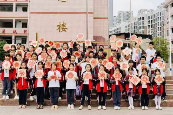 【耒阳站】五里牌小学：沉浸式体验古法造纸  传承非遗文化魅力