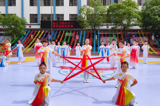 【耒阳站】实验小学金杯塘分校：七彩向阳梦 童心绽“六一”