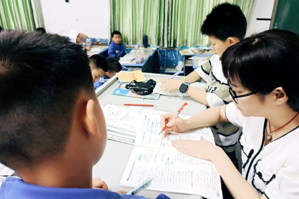 易玉新：三十载春秋“育”见花开