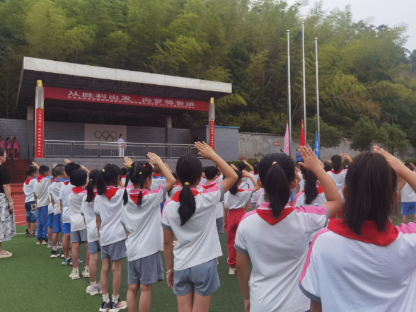 长沙高新区白马学校：以“忠勇健行”铸魂 以英雄精神育心