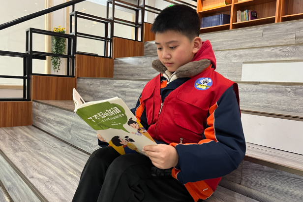 【衡阳县站】许茂林：读《了不起的新闻》，推开新闻世界的大门