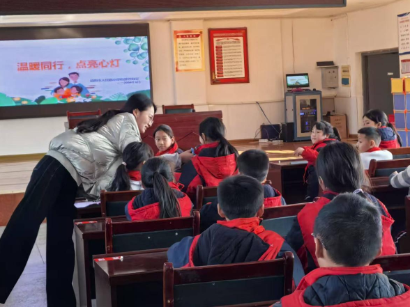 【资阳区站】益阳市人民路小学：暖心活动照亮76名留守儿童成长路