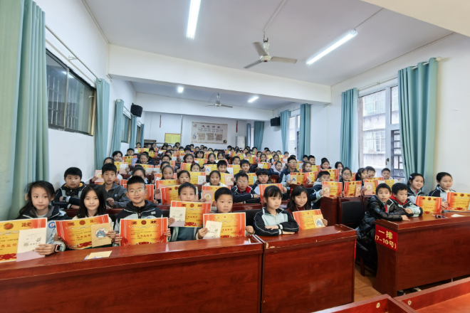 【衡阳县站】春晖小学：让“红领巾”精神在校园的每一个角落闪光