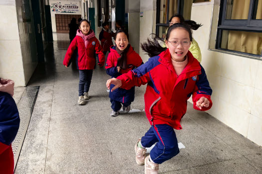 【新晃站】“木头人”的爆笑时刻