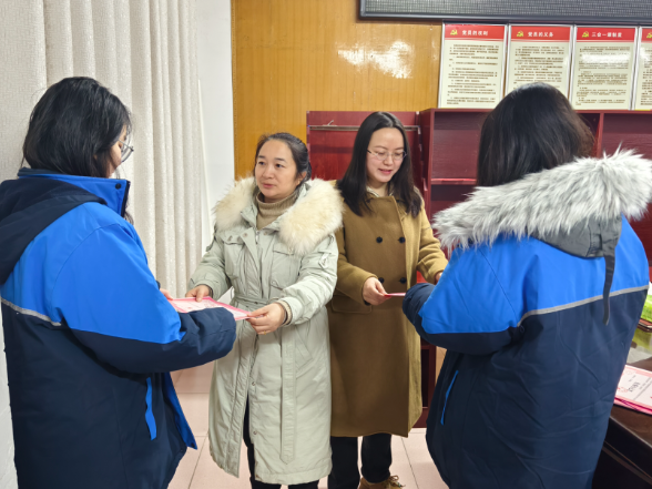 【攸县站】第四中学：加冕荣誉、见证成长！小记者总结会温情启幕