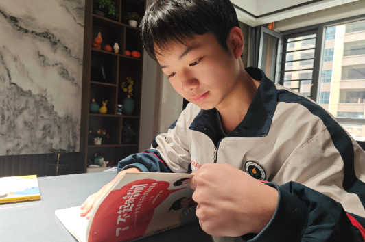 【衡阳县站】陶宥存：看见文字背后的责任与情怀