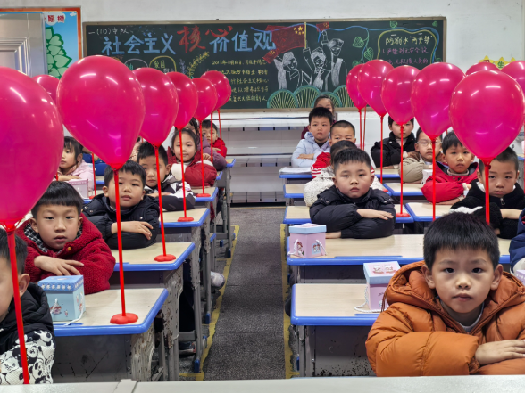 【耒阳站】实验小学：开学首日校园处处“暖”意浓