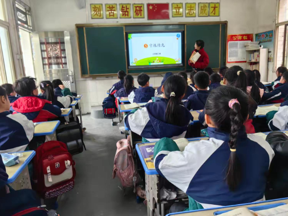 【祁东站】洪桥六小：感悟寓言智慧 共研教学良方