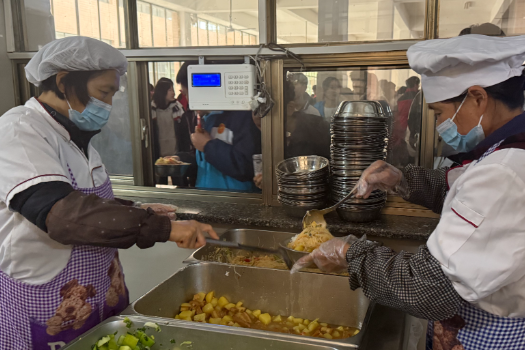 【衡阳县站】江山学校：舌尖安全“全链条”守护 小记者直击校园食堂安全监管