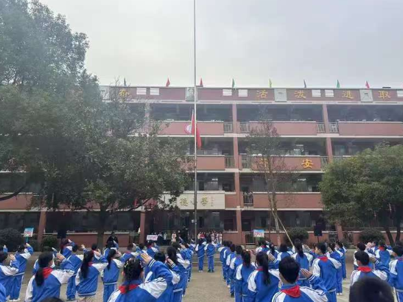 【祁东站】明德小学：国旗下沐初心 学生共筑家国梦