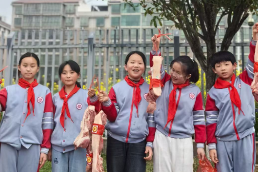 【衡南站】三塘联合学校芙蓉小学：猪肉当奖品 荣誉共分享