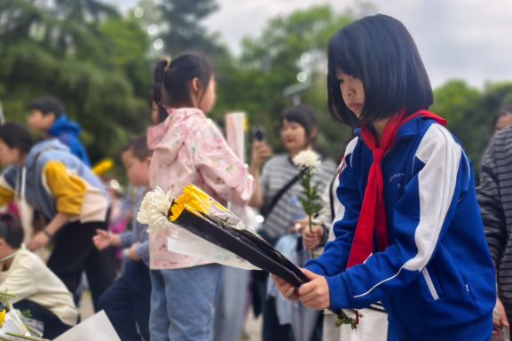 【望城区站】易思妤：红色信仰照童心
