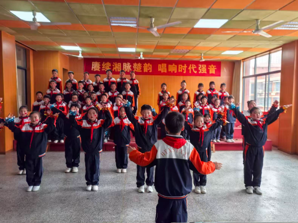 【衡阳县站】实验学校：歌声润童心 班班有特色